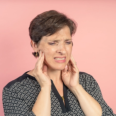 Dentist Las Vegas NV Woman With Jaw Pain